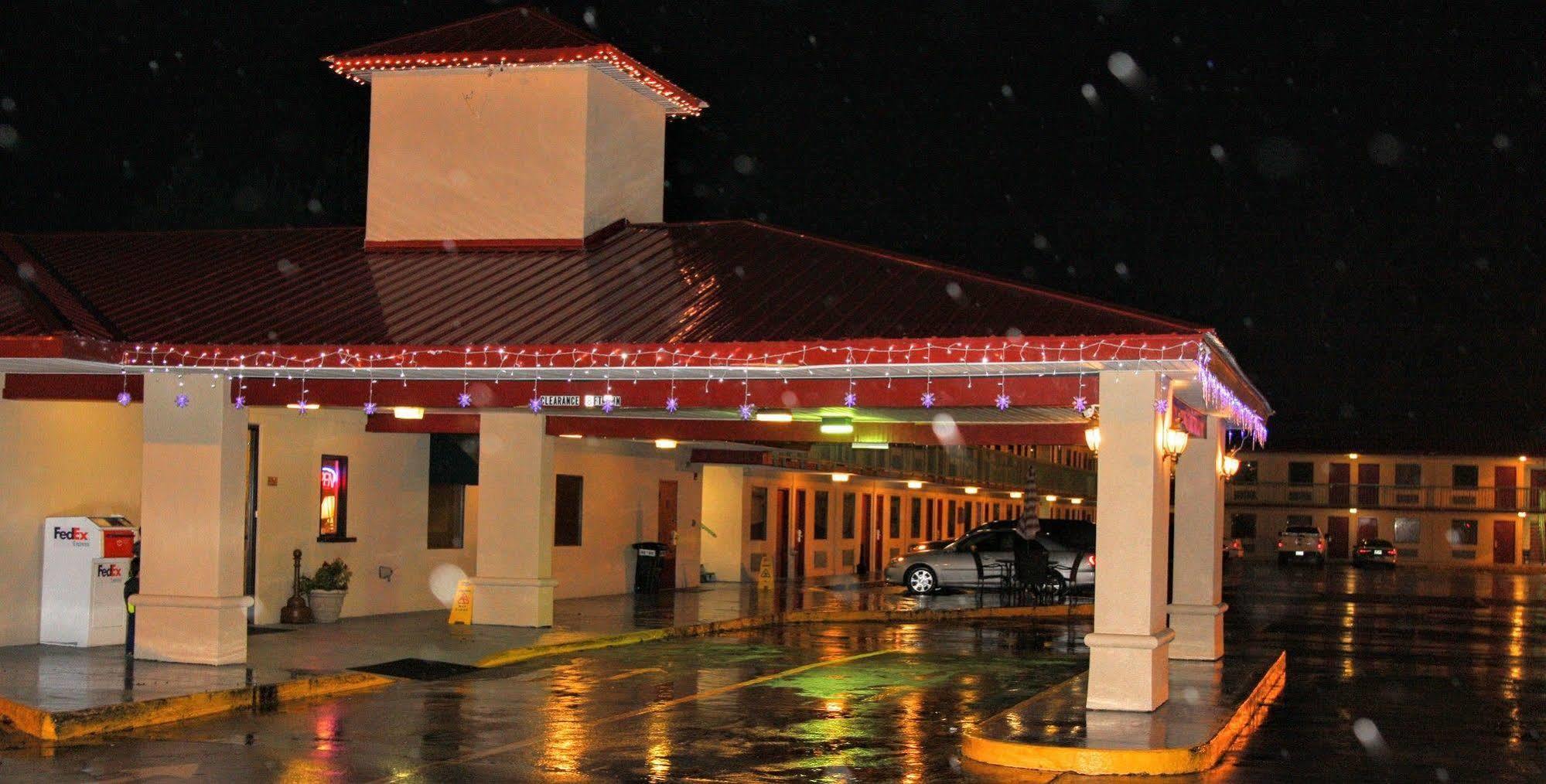 Best Inn Booneville Экстерьер фото